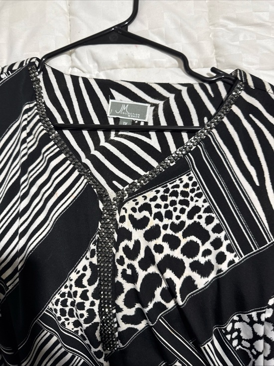 JM Collection Tops - JM Collection Black & White Mixed Animal Print V-Neck Tunic with Beaded Trim